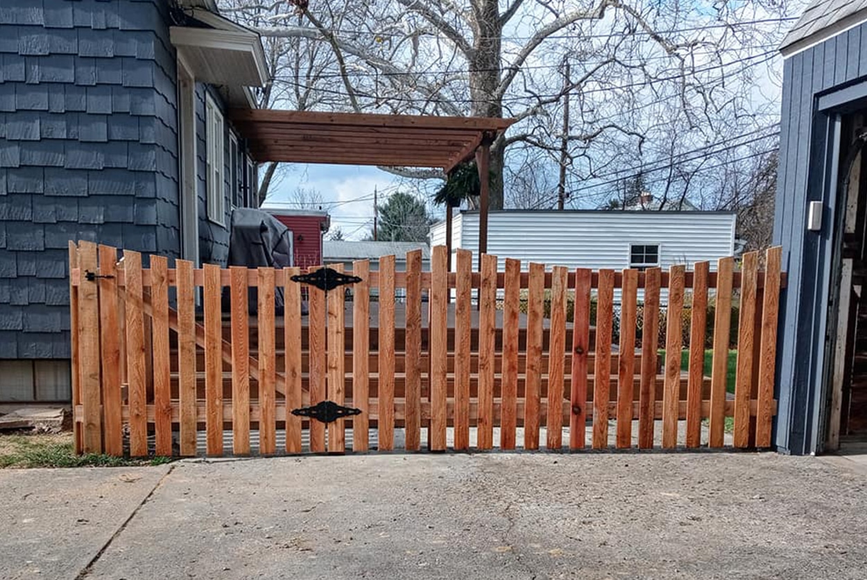 Wood Fence Installation in Columbus Ohio